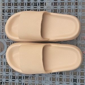 New Slide Sandals